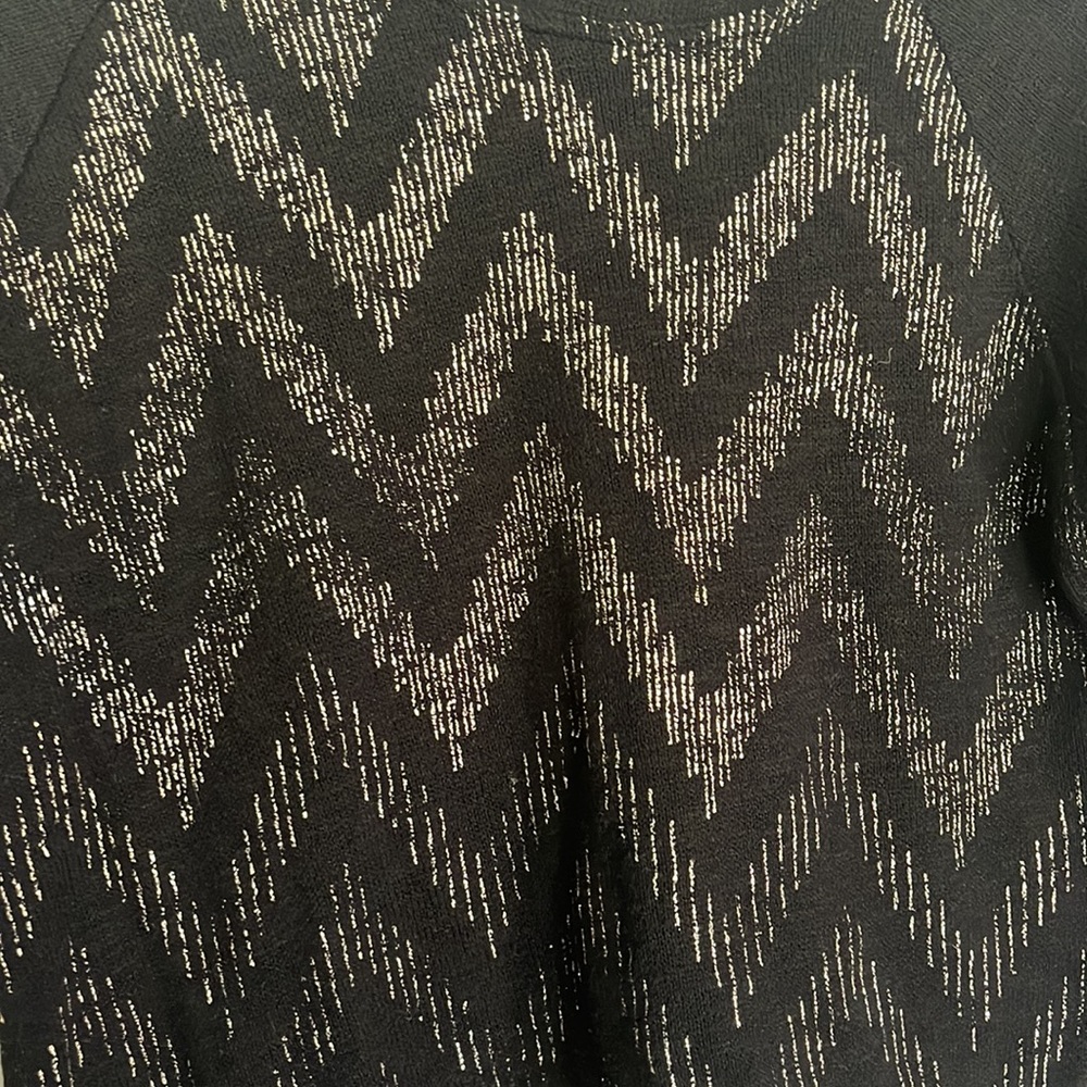 Tahari asymmetrical top - Picture 2 of 5